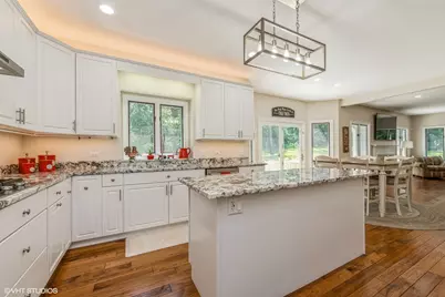 7310 Hillside Drive, Spring Grove, IL 60081 - Photo 6