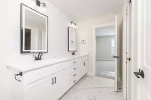 5214 Belvedere Dr, Bloomington, IL 61705 - Photo 28