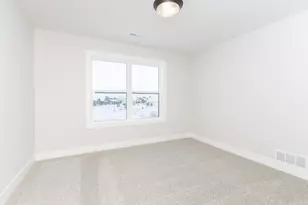 5214 Belvedere Dr, Bloomington, IL 61705 - Photo 34