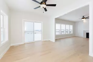 5214 Belvedere Dr, Bloomington, IL 61705 - Photo 24