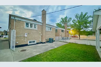 6005 S Menard Avenue, Chicago, IL 60638 - Photo 14