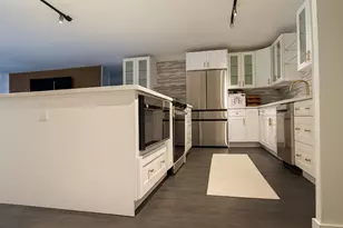 910 N Lake Shore Dr, Chicago, IL 60611 - Photo 6