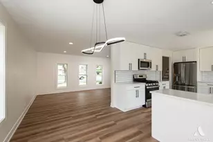 15601 Latrobe Ave, Oak Forest, IL 60452 - Photo 16