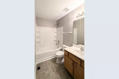 14527 Patriot Square Drive E, Plainfield, IL 60544 - Photo 2