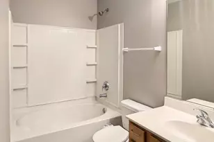 14527 Patriot Square Dr E, Plainfield, IL 60544 - Photo 2