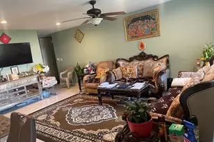 2500 Bayside Dr, Palatine, IL 60074 - Photo 4