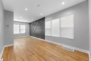 7628 S Evans Ave, Chicago, IL 60619 - Photo 2