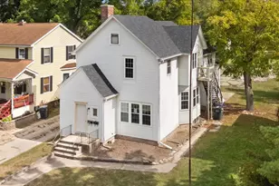 2409 Gilboa Ave, Zion, IL 60099 - Photo 2