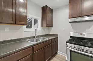 2409 Gilboa Ave, Zion, IL 60099 - Photo 16