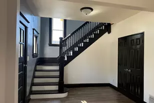 1024 Peoria St, Peru, IL 61354 - Photo 6