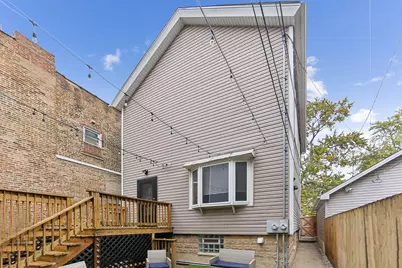 3227 S Wells Street #Coachhouse, Chicago, IL 60616 - Photo 2