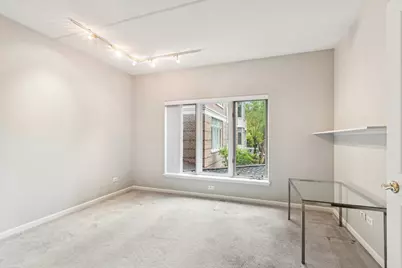 445 Village Green Court #201, Lincolnshire, IL 60069 - Photo 12