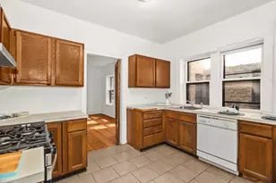 439 Ridge Ave, Evanston, IL 60202 - Photo 12