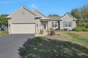 12770 Timber Creek Dr, Huntley, IL 60142 - Photo 2