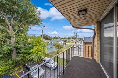 9821 S Cicero Avenue S #8, Oak Lawn, IL 60453 - Photo 16