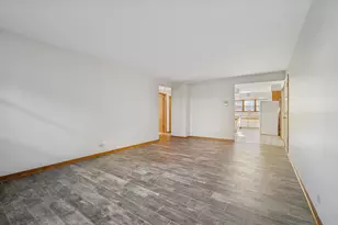 6800 N Overhill Ave, Chicago, IL 60631 - Photo 4