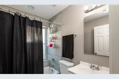 348 Frederick Avenue, Bellwood, IL 60104 - Photo 14