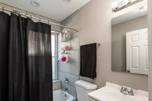 348 Frederick Ave, Bellwood, IL 60104 - Photo 14