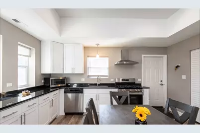 348 Frederick Avenue, Bellwood, IL 60104 - Photo 8