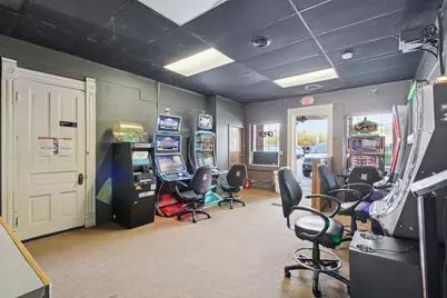 522 S State Street, Belvidere, IL 61008 - Photo 26