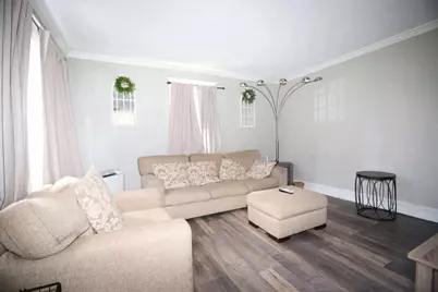 935 Marvel Avenue, Woodstock, IL 60098 - Photo 4