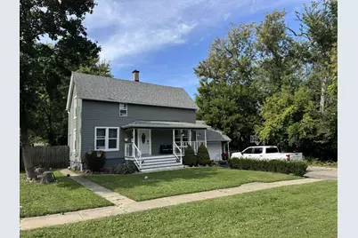 935 Marvel Avenue, Woodstock, IL 60098 - Photo 1