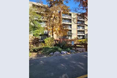 6010 Oakwood Drive #5B, Lisle, IL 60532 - Photo 1