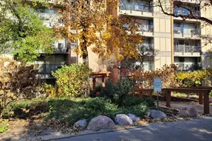 6010 Oakwood Dr, Lisle, IL 60532 - Photo 1