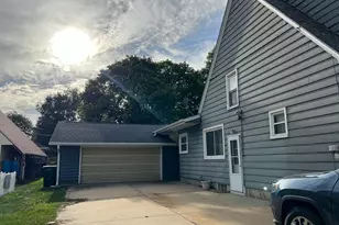 304 Maple Ave, Forreston, IL 61030 - Photo 2