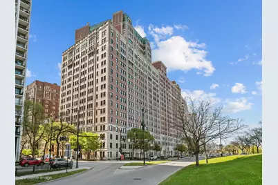 3240 N Lake Shore Drive #11B, Chicago, IL 60657 - Photo 1
