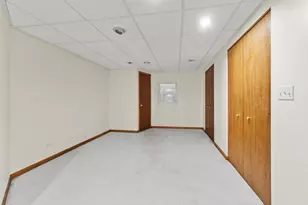 1150 Coventry Ln, Bolingbrook, IL 60440 - Photo 16