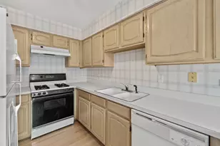 1150 Coventry Ln, Bolingbrook, IL 60440 - Photo 12