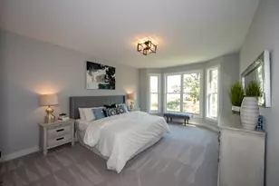 1572 Dempsey Dr, Saint Charles, IL 60174 - Photo 14