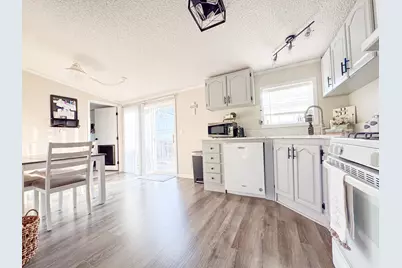 1735 Nachusa Road, Dixon, IL 61021 - Photo 8