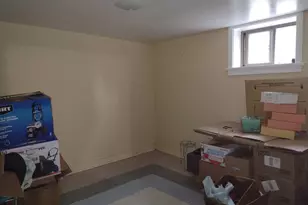 9427 S St Louis Ave, Evergreen Park, IL 60805 - Photo 18