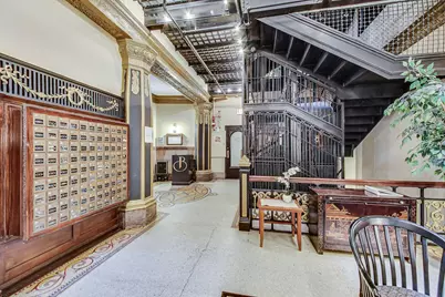 2800 N Pine Grove Avenue #8A, Chicago, IL 60657 - Photo 8