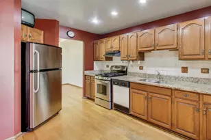 9260 Windsor Pkwy, Tinley Park, IL 60487 - Photo 10