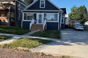 1227 6th St, Lasalle, IL 61301 - Photo 2