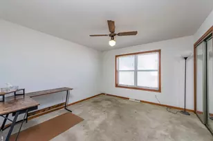 3159 Jeanette Ave, Park City, IL 60085 - Photo 20