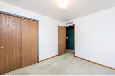 3159 Jeanette Avenue, Park City, IL 60085 - Photo 16