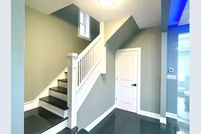 7042 S Eberhart Avenue, Chicago, IL 60637 - Photo 6