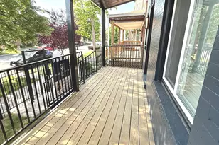 7042 S Eberhart Ave, Chicago, IL 60637 - Photo 4