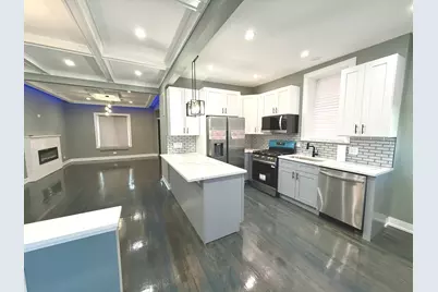 7042 S Eberhart Avenue, Chicago, IL 60637 - Photo 8