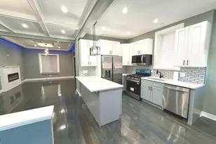 7042 S Eberhart Ave, Chicago, IL 60637 - Photo 8