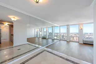 111 E Chestnut St, Chicago, IL 60611 - Photo 6