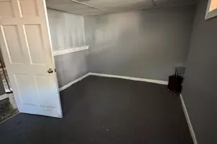 527 Ashland Ave, Elgin, IL 60123 - Photo 12