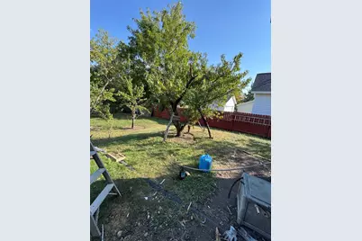 527 Ashland Avenue, Elgin, IL 60123 - Photo 16