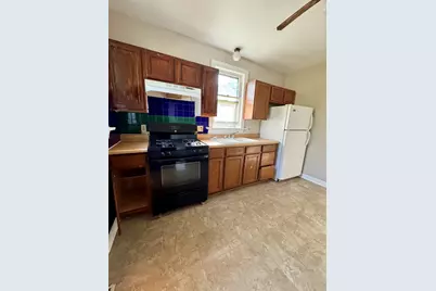 527 Ashland Avenue, Elgin, IL 60123 - Photo 8