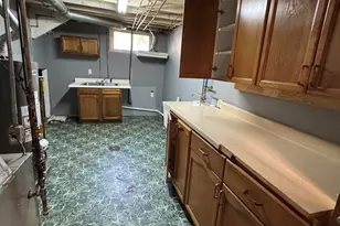 527 Ashland Ave, Elgin, IL 60123 - Photo 14