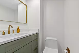 950 N Michigan Ave, Chicago, IL 60611 - Photo 20